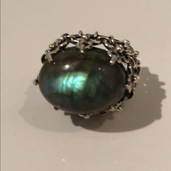 LABRADORITE SILVER METAL INTRICATE DESIGN RING - Picture 2 of 7